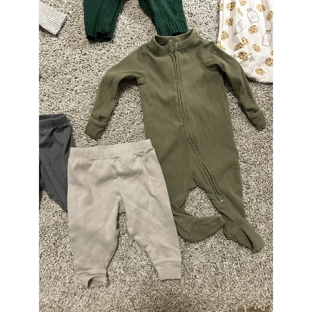 Lot Of Unisex NB/0-3 Month‎ Baby Clothing